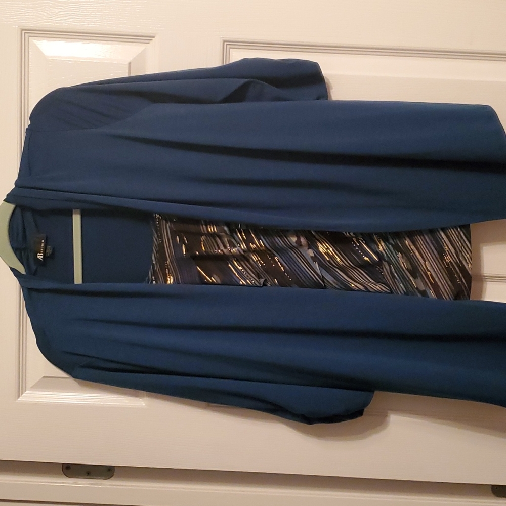 Ruffled Blouse Connected Teal and Gold Mid Sleeve